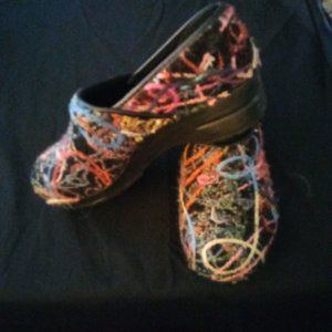 Dansko Multi-Colored Wool Confetti Yarn Clogs size 40
